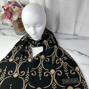 Sujaiier Black Baroque Gold Scroll Vine Knit Scarf Double Sided Unisex Winter